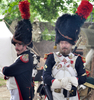 ベルギーの首都ブリュッセル（Brussels）南方にあるワーテルロー（Waterloo）の古戦場跡で21日、ナポレオン・ボナパルト（Napoleon Bonaparte）率いる仏軍が英国とプロイセン軍に敗れた「ワーテルローの戦い」が再現された。「戦い」には、欧州20か国の歴史愛好家ら1200人が、当時の兵士に扮（ふん）して熱戦を繰り広げた。

「ワーテルローの戦い」は1815年6月18日、ナポレオン率いる7万2000人のフランス軍が、ウェリントン公（Duke of Wellington）率いる英軍とゲプハルト・フォン・ブリュッヘル元帥（Gebhard von Blucher）率いる12万のプロイセン軍に大敗を喫した戦いとして有名（6月21日撮影）。(c)AFP/DOMINIQUE FAGET