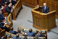 ウクライナ議会で演説するレオニード・クラフチュク初代大統領（2014年1月29日撮影、資料写真）。(c)Sergei SUPINSKY / AFP