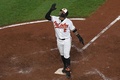 19MLB、ボルティモア・オリオールズ対ロサンゼルス・ドジャース。3点本塁打を喜ぶボルティモア・オリオールズのジョナサン・ビアー（2019年9月11日撮影）。(c)Patrick Smith/Getty Images/AFP