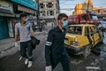 シリア北東部カミシリで起きた同時爆発の現場（2019年11月11日撮影）。(c)Delil souleiman / AFP