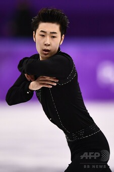 フィギュア男子SPで4位の金博洋、平昌五輪 写真26枚 国際ニュース