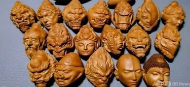 中国の大学1年生、オリーブの種に「西遊記」の人物を彫刻 写真2枚 国際
