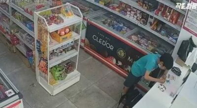 韓国・無人店舗で小学生が“不自然な動き”…残されたメモを見て、店主は泣いた