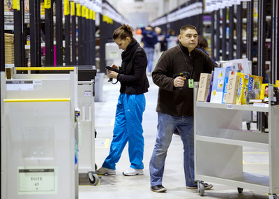 仏議会で「反アマゾン法」可決、オンライン書店の無料配送禁止