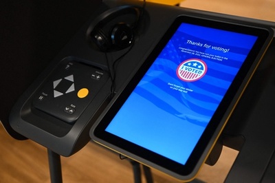 死亡した議員が大差勝利 米中間選挙