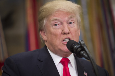 トランプ大統領が「フェイクニュース賞」発表、1位は…