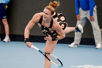 サッカリが苦しみながらも2回戦進出 アデレード国際1