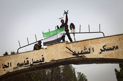 「軍事決着よりも対話が望ましい」、シリア副大統領