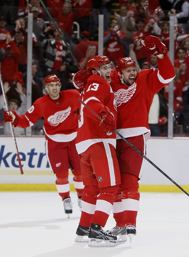 レッドウィングス プレデターズに連勝