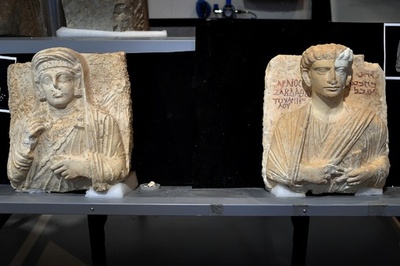 ISに破壊されたパルミラの胸像2体、伊で修復終えまもなくシリアへ