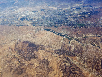 人類の北米定住は2万3000年前？ 足跡発見、通説覆す