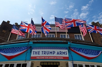 英パブが「トランプ・アームズ」に店名変更!? 訪英歓迎パーティーも