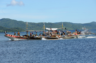 南シナ海のスカボロー礁、比政府が自国漁師に操業を避けるよう警告
