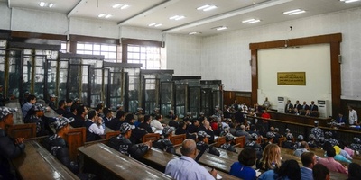 国際ニュース：AFPBB Newsエジプト裁判所、「ムスリム同胞団」指導者ら75人の死刑判決維持