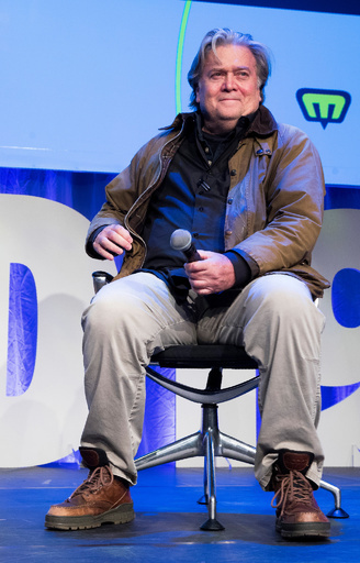 トランプ氏元側近のバノン氏、欧州議会選目前に訪仏 与党は警戒感あらわ