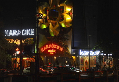 結婚式の余興が一転…カラオケばかにされた男が客刺殺 ベトナム