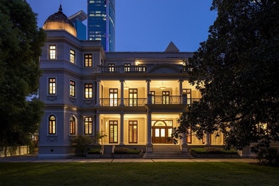 「プラダ」上海の歴史的建造物を修復、文化活動の拠点として活用