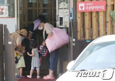 韓国の共働き世帯、子どもの年齢が左右する「女性の就業時間」