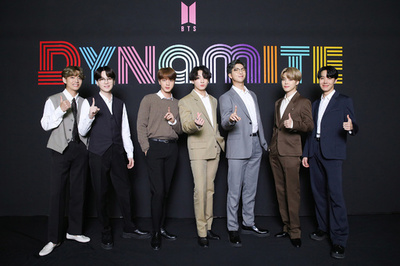 BTS「ダイナマイト」の経済効果、1520億円 政府試算