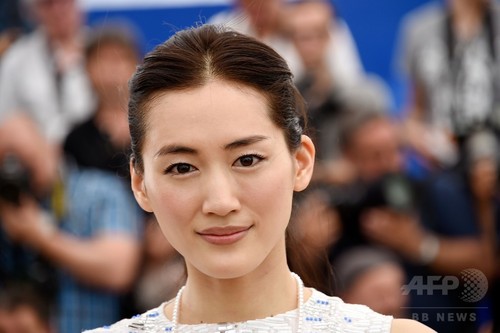 【写真特集】『海街diary』上映、綾瀬さんらレッドカーペットに カンヌ 【写真特集】『海街diary』上映、綾瀬さんらレッドカーペットに カンヌ