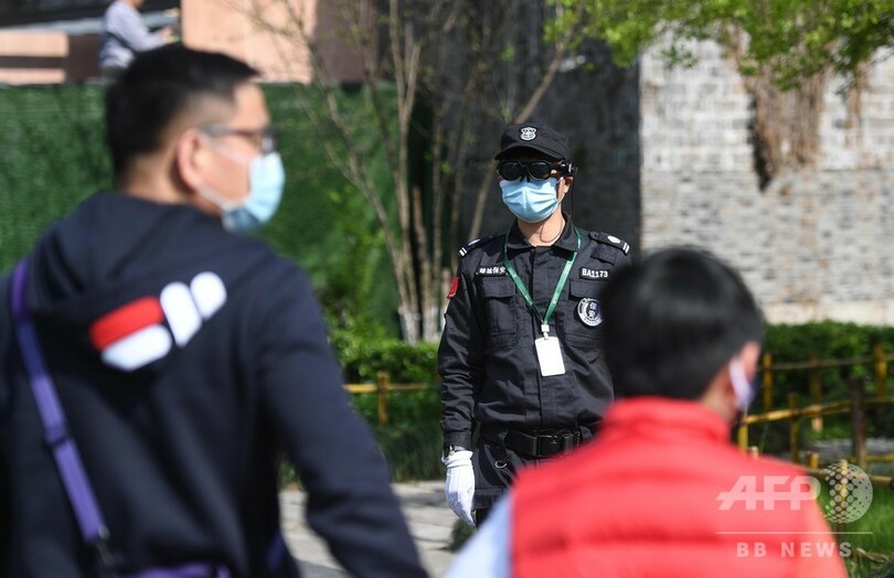 体温測定AR眼鏡を導入、感染症対策で 中国・杭州市の景勝地