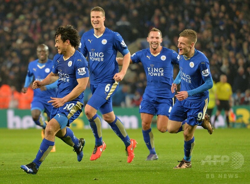 岡崎が圧巻オーバーヘッドで決勝点！首位レスターが勝ち点差戻す