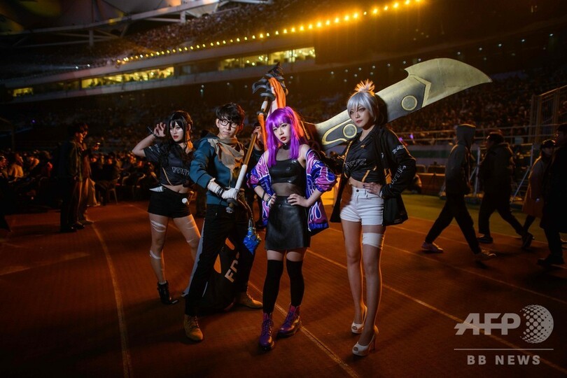 韓国で「リーグ・オブ・レジェンド」世界大会の決勝戦、ファン数万人が集結