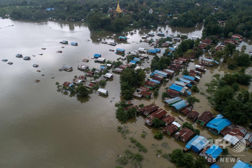 ミャンマー、モンスーン豪雨で大規模洪水 町一帯が湖に 