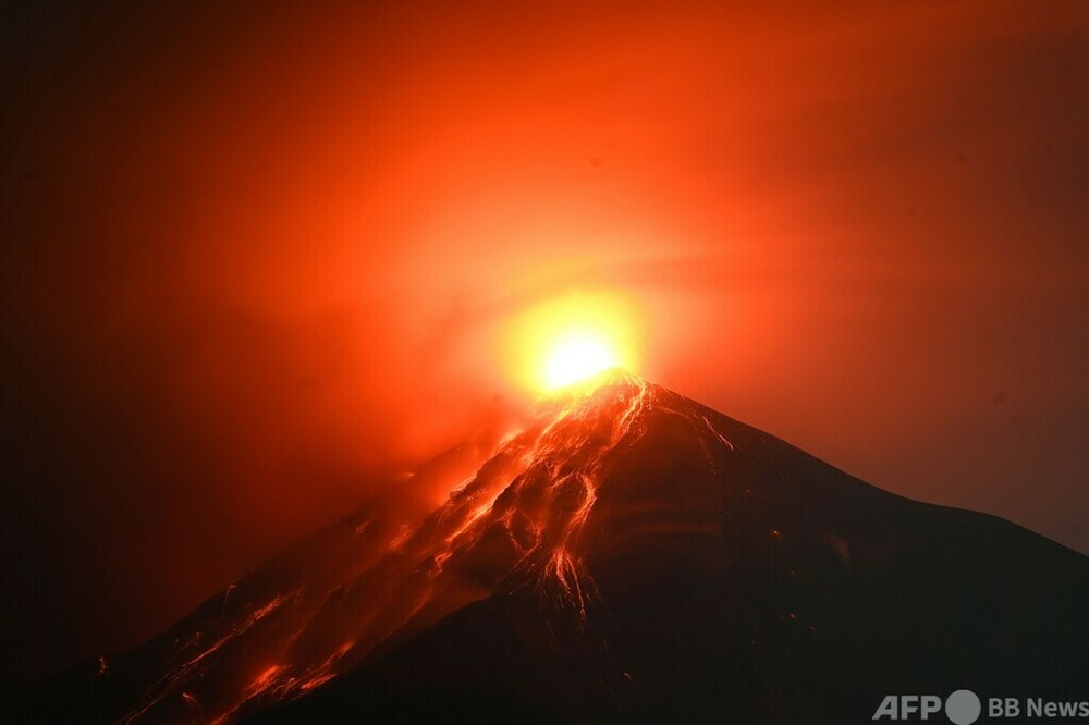 火山噴火で空港一時閉鎖 グアテマラ 写真18枚 国際ニュース：AFPBB News