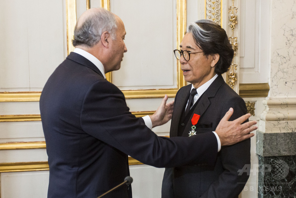 日本人デザイナー高田賢三にレジオン・ドヌール勲章