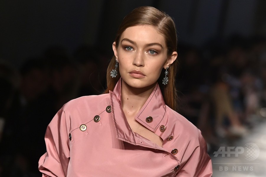 「ボッテガ・ヴェネタ」17年春夏