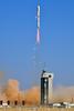 酒泉衛星発射センターから打ち上げられる運搬ロケット「長征２号Ｃ」（2025年2月27日撮影）。(c)Xinhua News