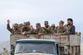 トラックに乗ったナゴルノカラバフの戦闘員。アルメニア国防省提供（2020年9月28日撮影、資料写真）。(c)AFP PHOTO / Armenian Defence Ministry / handout
