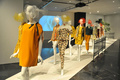15年春夏「メルセデス・ベンツ ファッション・ウィーク 東京（Mercedes-Benz Fashion Week TOKYO）」で新作を発表した「モトナリオノ（Motonari Ono）」（2014年10月17日撮影）。(c)AFPBB News/JFWO/MBFWT