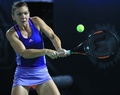 テニス、ドバイ・テニス選手権、女子シングルス準決勝。リターンを狙うシモナ・ハレプ（2015年2月20日撮影）。(c)AFP/KARIM SAHIB