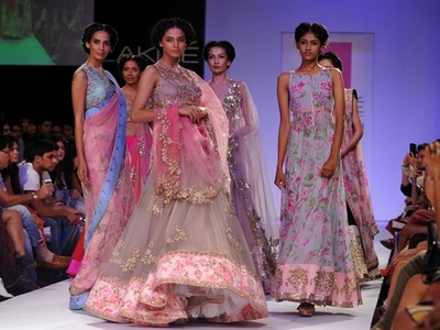 14/15年秋冬ラクメ・ファッション・ウィーク、インドで開催