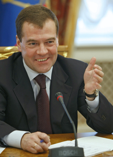 ロシア議会、大統領の任期延長法案を審議へ
