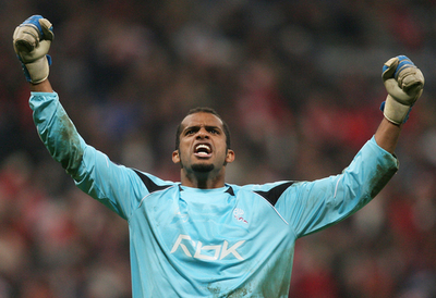 ボルトン アウェーでバイエルンと引き分ける