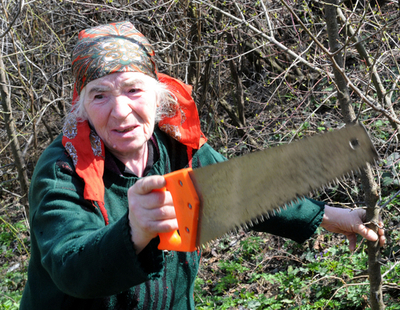 グルジアなどでネット大規模障害、75歳女性が光ケーブルを切断