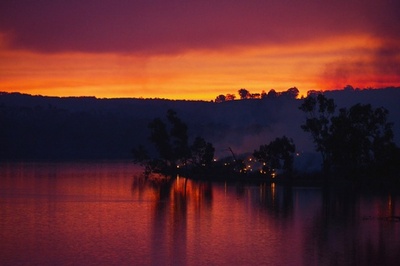 オーストラリアで森林火災、約30年ぶりの規模に拡大の恐れ