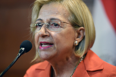 パラグアイ「初の女性大統領」誕生へ 現職が上院議員に転身