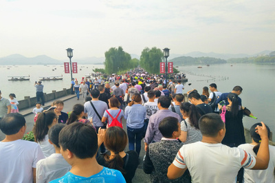 国内旅行で3億4600人、4兆円が動く　中国の大型連休開始後3日間