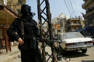 レバノン、トリポリでの与野党支持者の衝突、2日目に