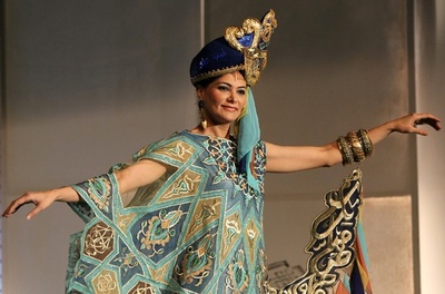 バグダッドの学校でファッションショー開催