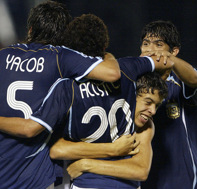 ＜サッカー 07南米ユース選手権＞アルゼンチン ウルグアイを降して大会を2位でフィニッシュ - パラグアイ