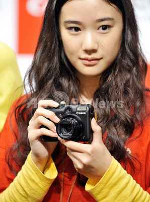 キヤノン新製品発表 一眼レフやコンパクトカメラなど 写真5枚 ファッション ニュースならmode Press Powered By Afpbb News