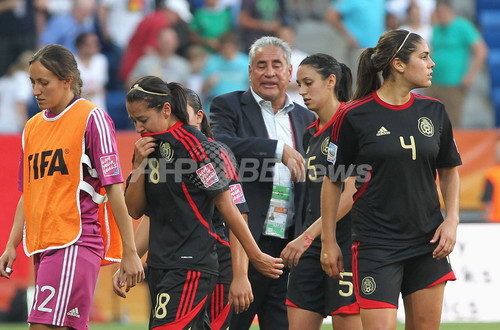 なでしこジャパン1次リーグ2位通過 準々決勝はドイツと対戦 女子サッカーw杯 写真10枚 ファッション ニュースならmode Press Powered By Afpbb News