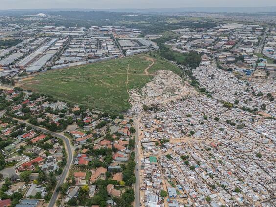 G20億万長者1年分の利益で世界の貧困層救済可能 国際NGO