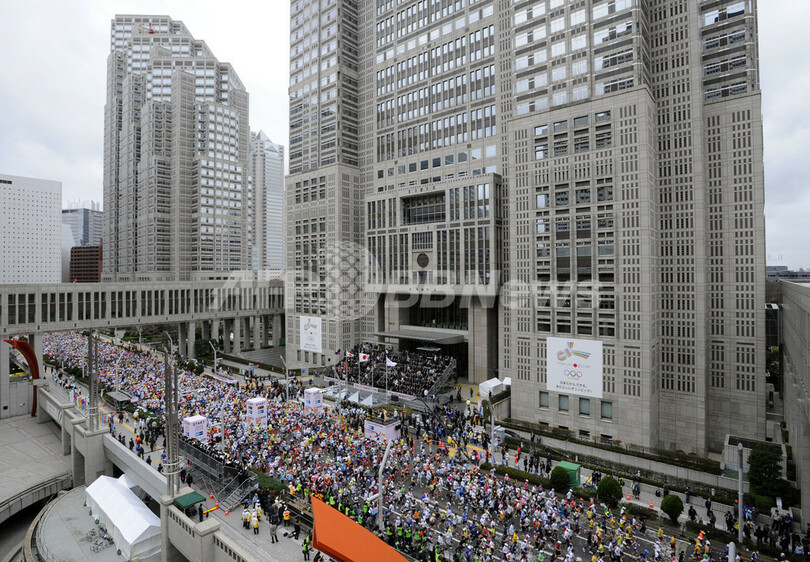 男子はキプサングが優勝 前田が2位、東京マラソン