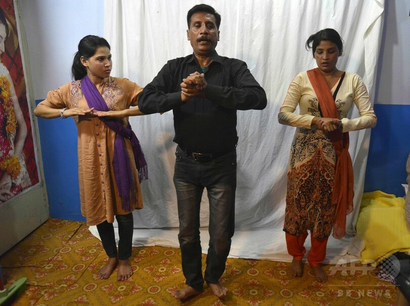 衰退するパキスタンの歴史的売春街、ネットで変わる性産業